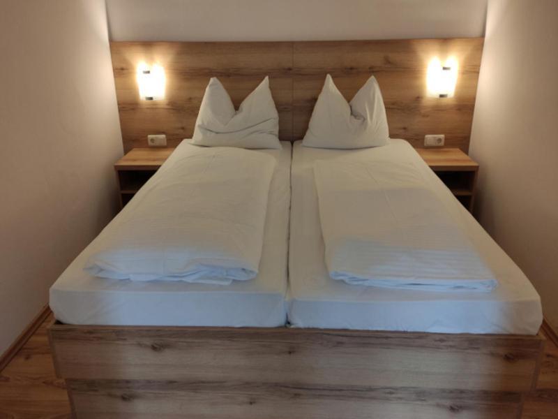 Hotel Reitzentrum Hausruckhof Ampflwang im Hausruckwald Экстерьер фото